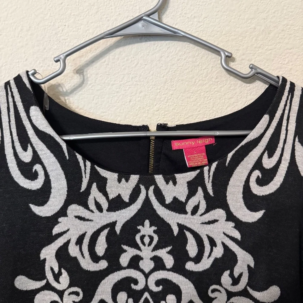 Sunny Leigh women’s Sheath Dress in Black/white - Picture 2 of 4